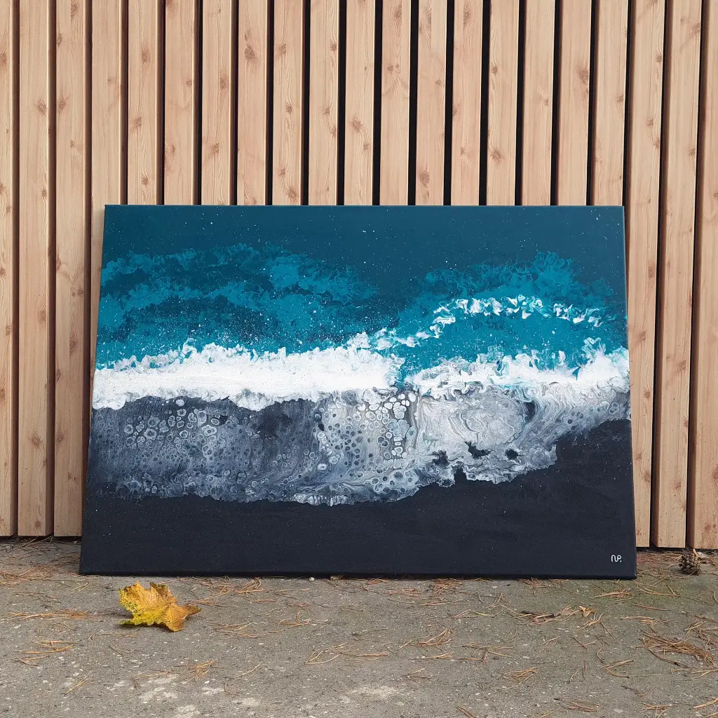 Black beach (turquoise)